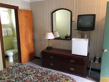 סנדוסקי Maples Motel מראה חיצוני תמונה