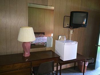 סנדוסקי Maples Motel מראה חיצוני תמונה