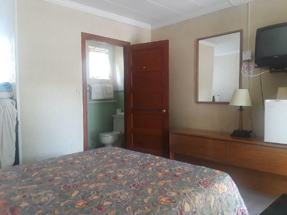 סנדוסקי Maples Motel מראה חיצוני תמונה
